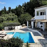 Villa Boukari Chlomos