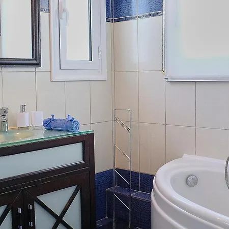 Boukari Χλομός